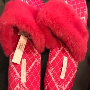 Victoria’s Secret Slippers Size 9-10